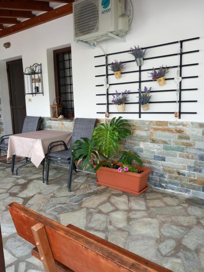 Villa Poly'S Sea Side House Koropi Exterior foto